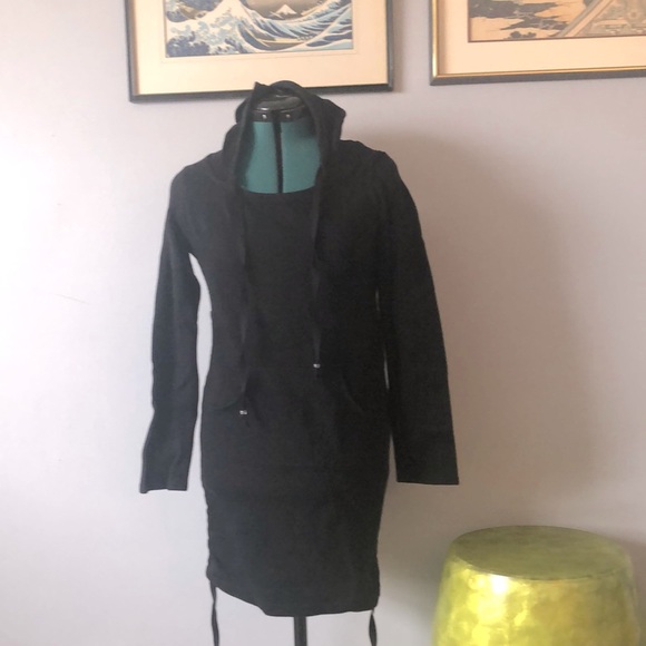 Mondor Black tunic style hoodie top - Picture 2 of 13